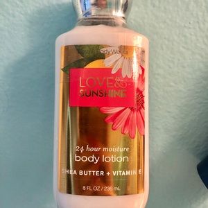 B&BW -Love & Sunshine 24 Hour Moisture Body Lotion